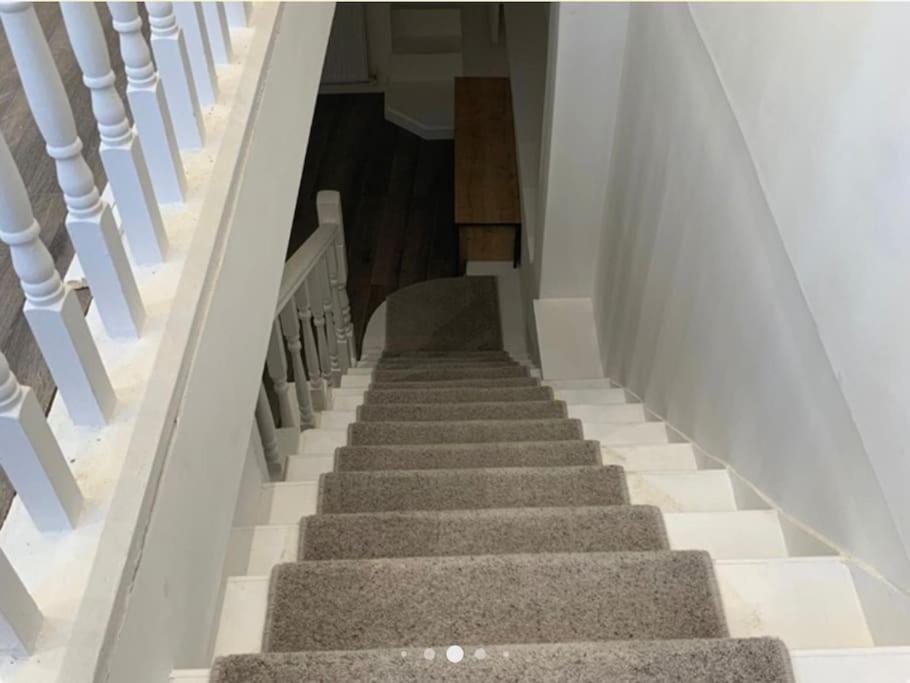 Stunning 3Br Maisonette In Brixton 伦敦 外观 照片